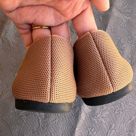 VIVAIA Pointed Toe Bow Loafers, Tan Size 40 - Picture 5 of 7